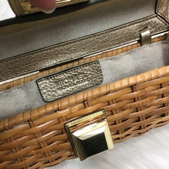 MICHAEL KORS wicker/leather baguette clutch Gold Tone Turn Lock - Picture 6 of 13